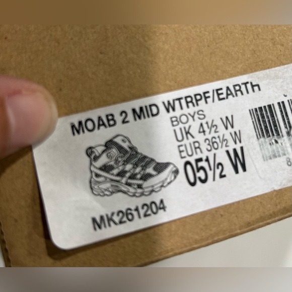 Merrell Kids Size 5.5 W Wide Moab 2 Mid Waterproof Hiking Boots Brown NWT Earth - Picture 4 of 11